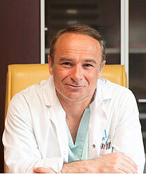 Photographie du Professeur David NOCCA, Chirurgien à l'Hôpital Saint-Eloi